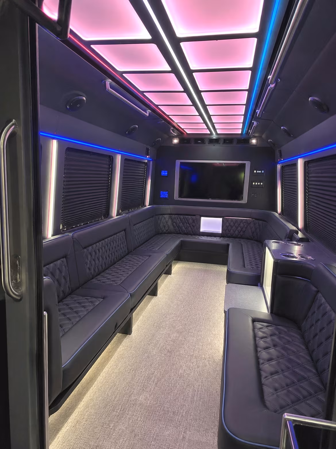 Deltona Birthday, Sweet 16, & Quinceañera Party Bus Rentals