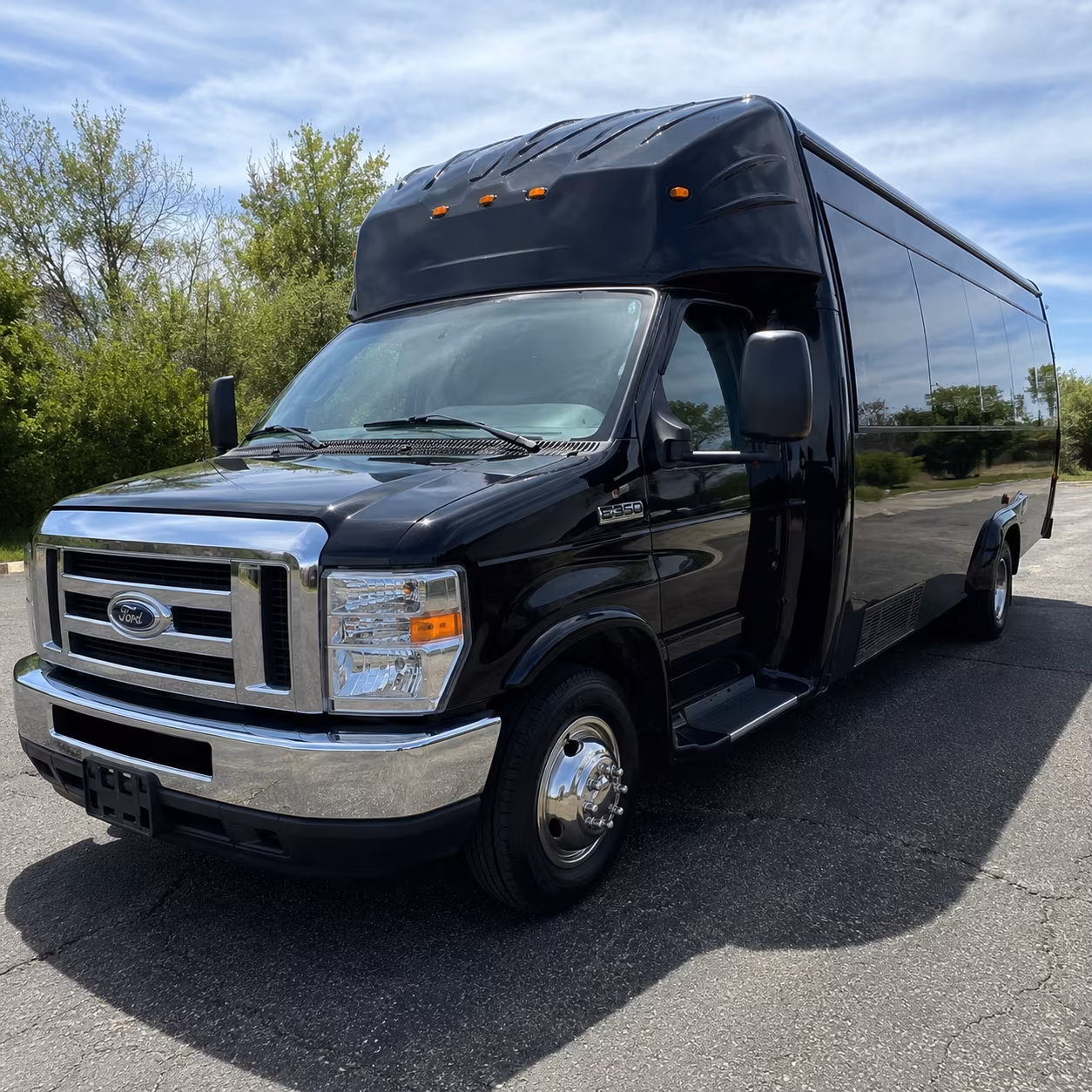 Orlando Birthday, Sweet 16, & Quinceañera Transportation pickup coordination