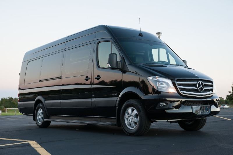 Tampa 18 Passenger Van/Minibus